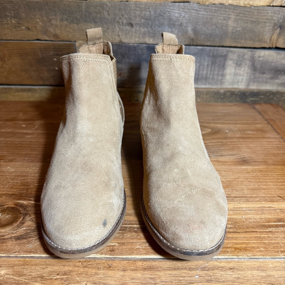 Toms Ella Chelsea Suede Low Heel Bootie Shoes Womens Size‎ 9.5 Tan - Picture 2 of 8
